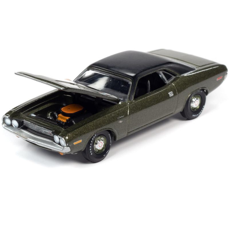 1970 Dodge Challenger R/T Dark Green Met. "Hemmings Muscle Machines" Magazine Cover Car (September 2019) Ltd Ed 10120 pcs 1/64 Diecast Model Autoworld