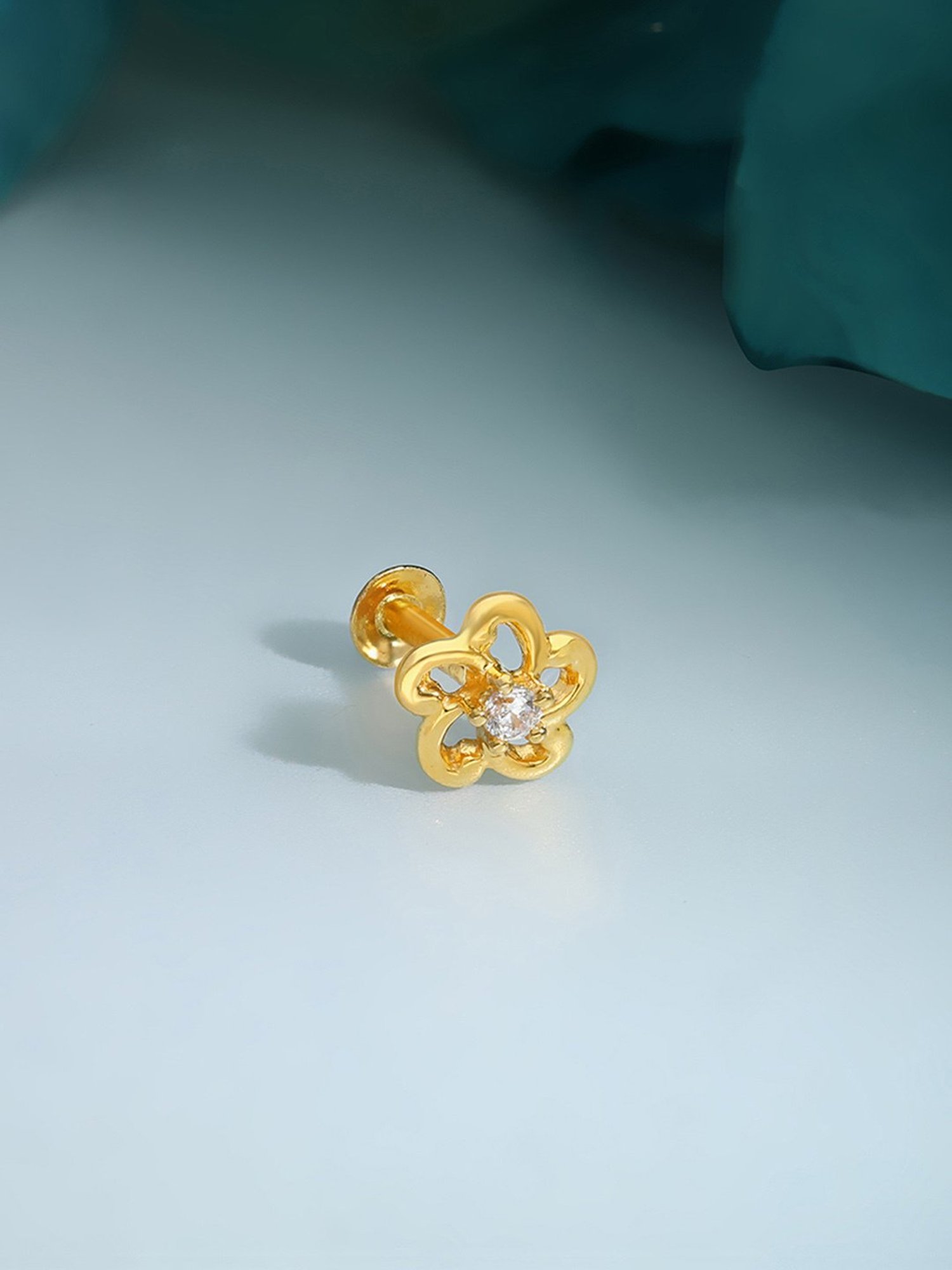 PC Jeweller Kata 22 kt Gold Nosepin