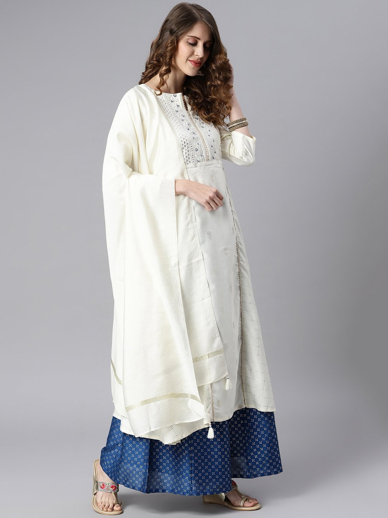 Janasya White & Blue Round Neck Kurta With Palazzo & Dupatta
