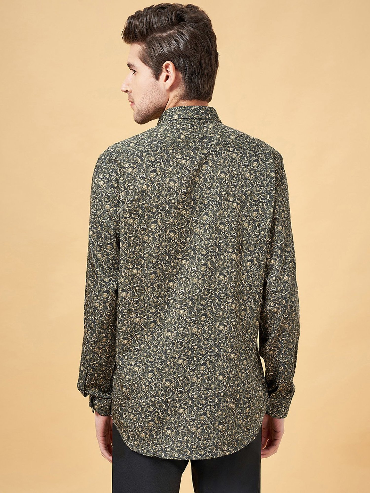 Peregrine by Pantaloons Jet Black Slim Fit Printed Shirt