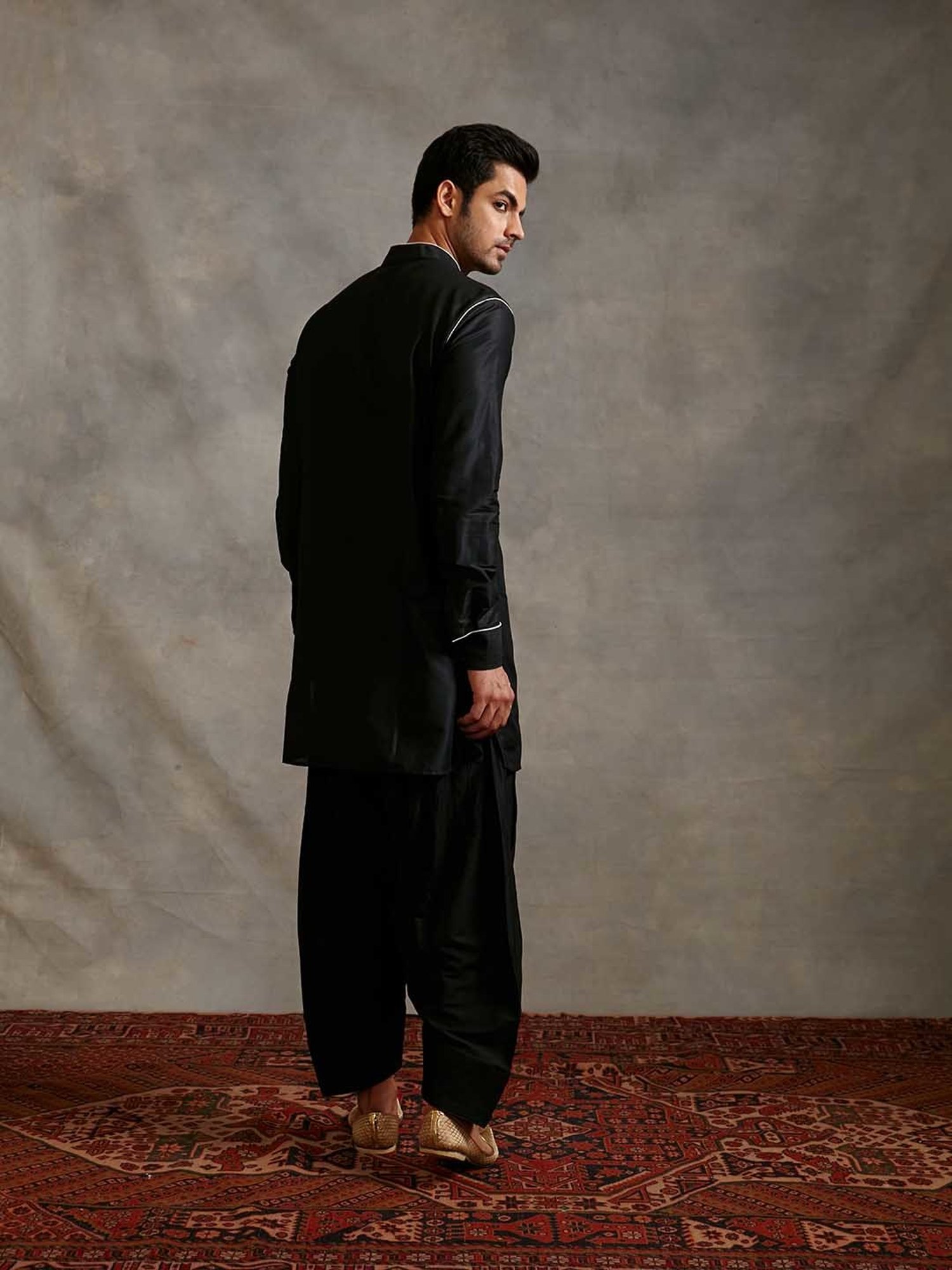 Abhishti Black Regular Fit Banarasi Kurta & Afghani Pants Set