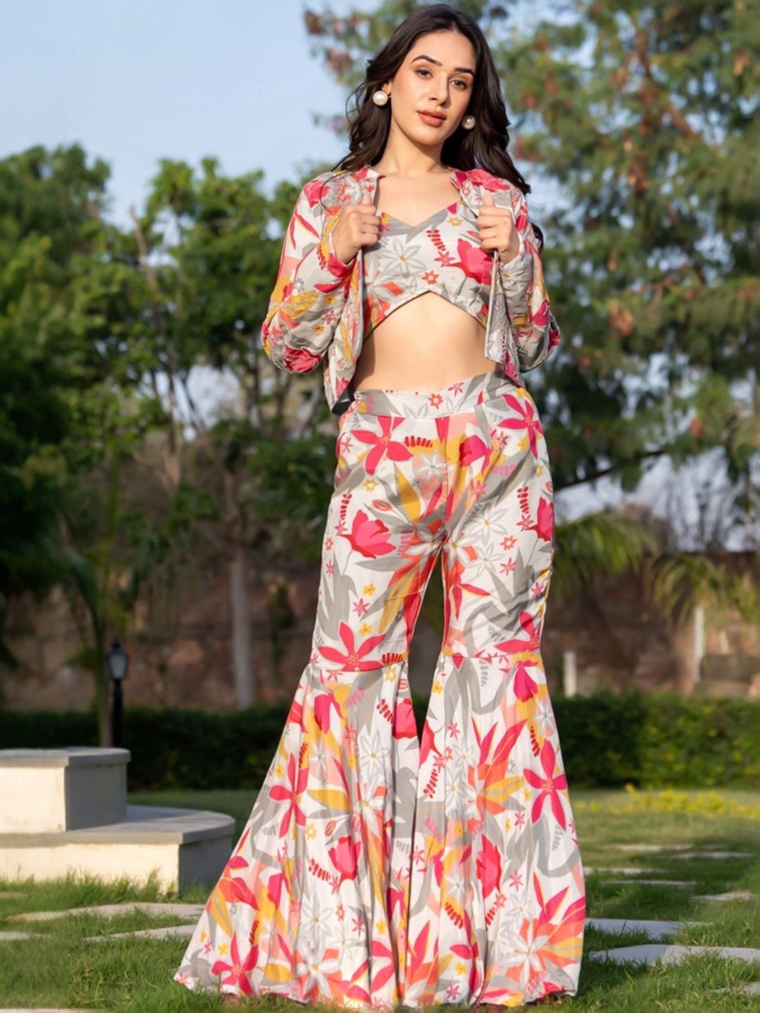 HOUSE OF JAMOTI Grey Printed Crop Top Sharara Set With Cape