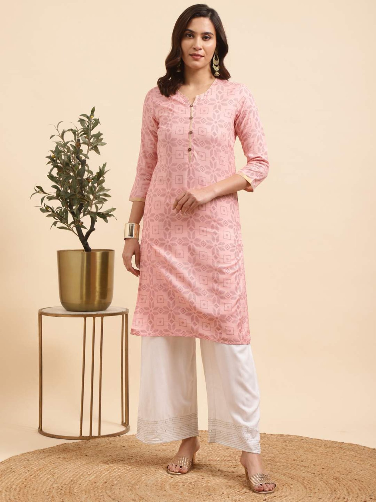 Rangita Peach & White Floral Print Kurta Palazzo Set