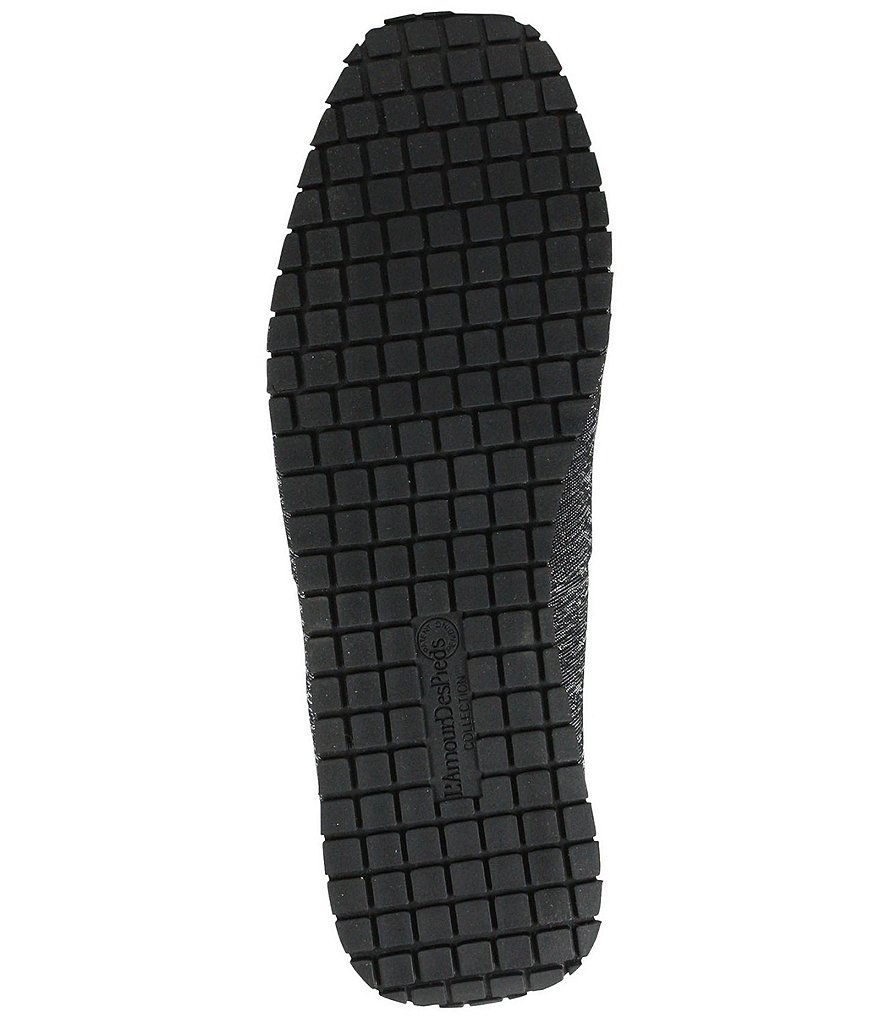 Trotters Kiera Suede Kitten Heel Pumps