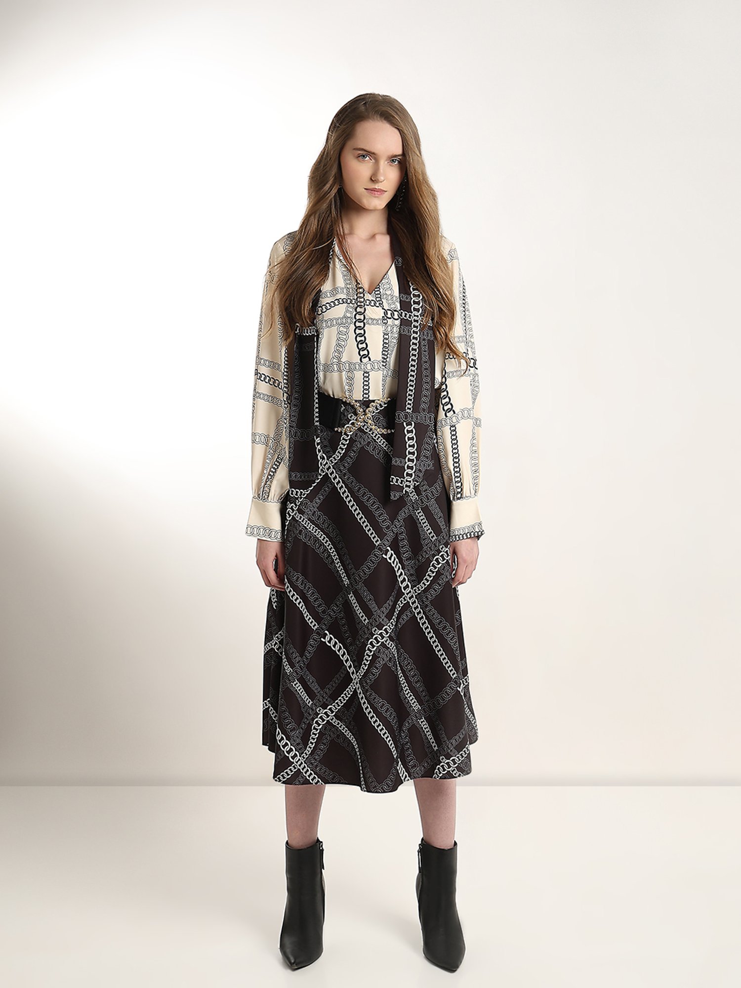 Vero Moda Jet Black Printed A-Line Midi Skirt