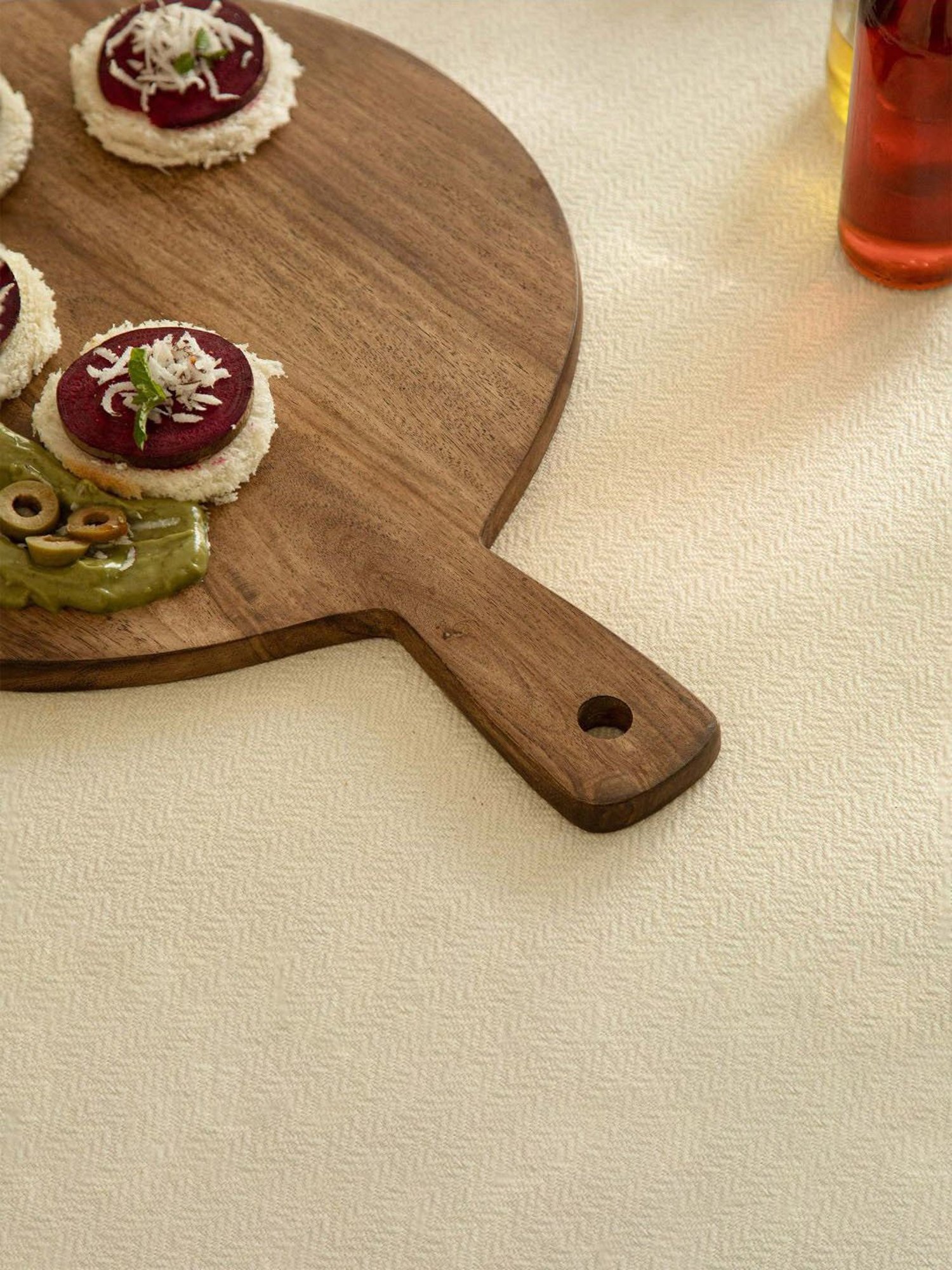 Ellementry Laimai Natural Sheesham Wood Large Chopping Board