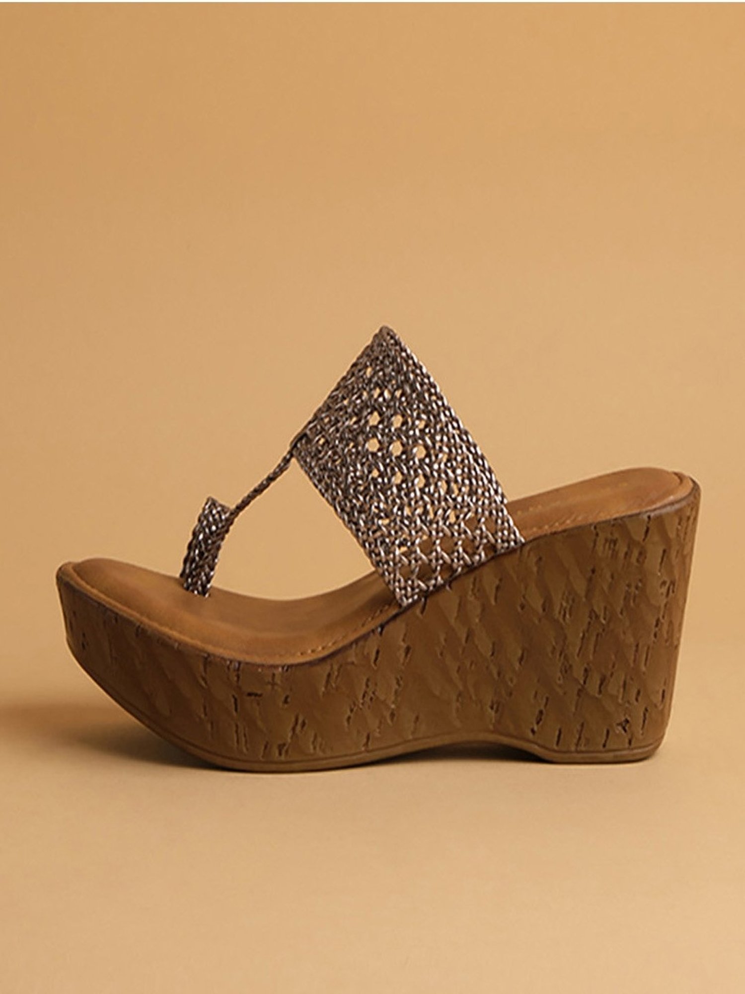 Eridani Women's Zoya Gunmetal Toe Ring Wedges