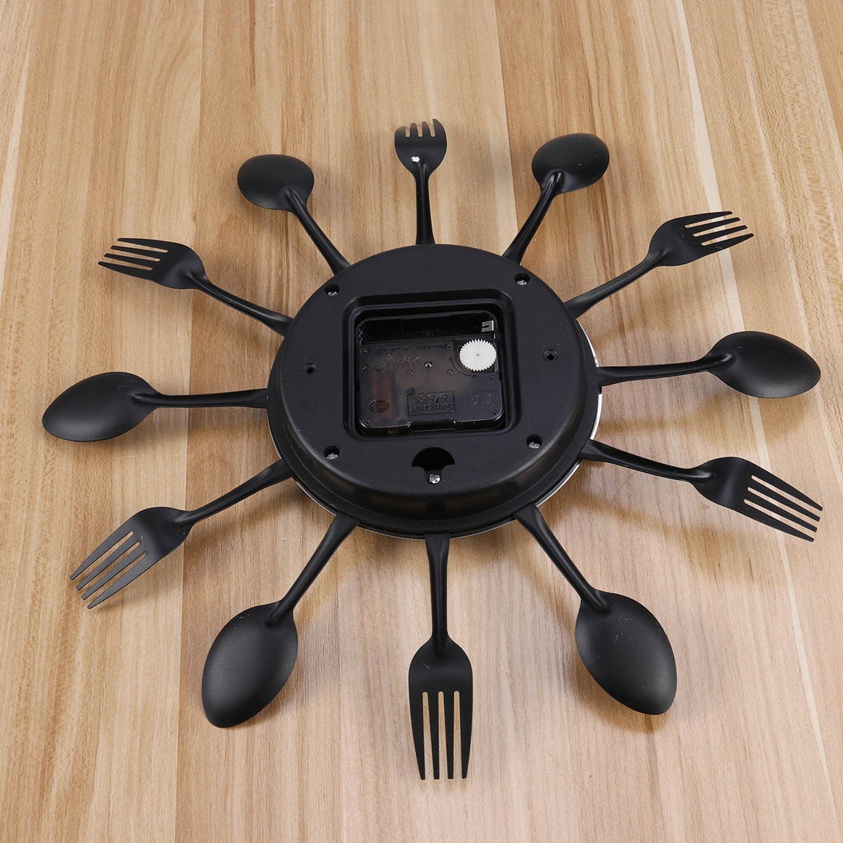 Creative Wall Clock Timelike Modern Cutlery Kitchen Spoon Fork Wall Clock Mirror Wall Decal for Home Decoration(Green)