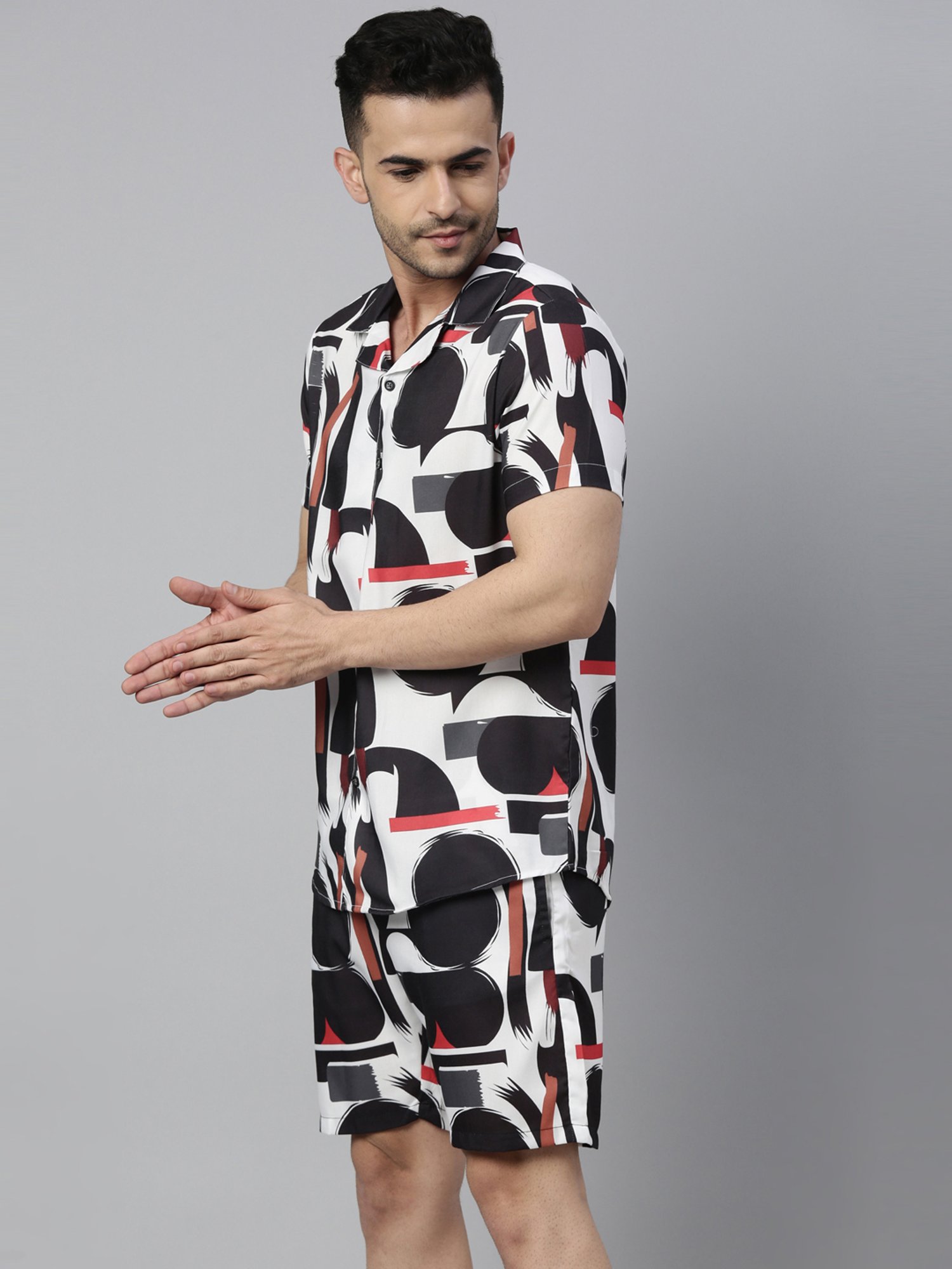 Bushirt White Regular Fit Printed Shirt & Shorts Set