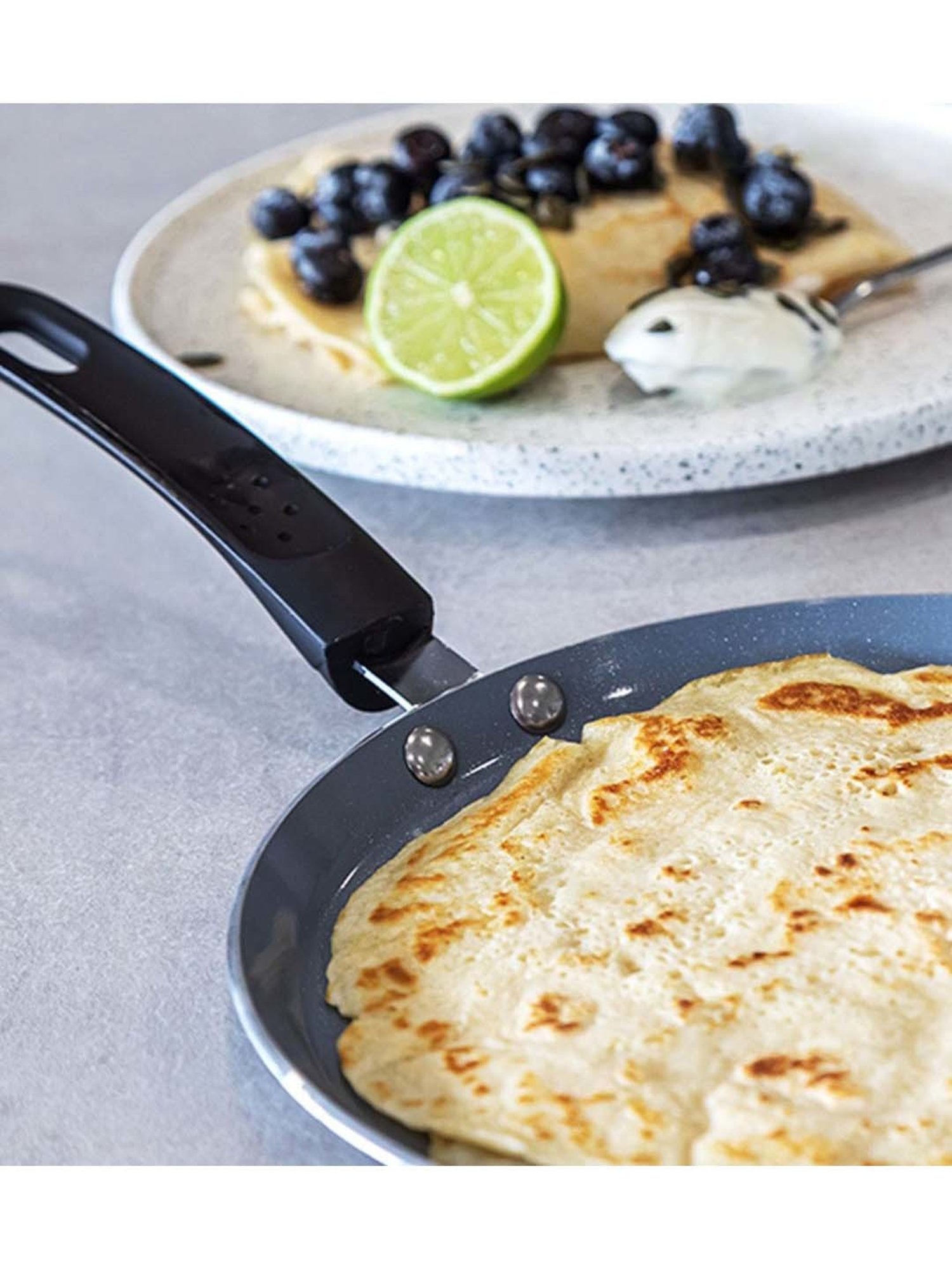 MasterClass Black Medium Aluminium Eco Crepe Pan - 24 cm
