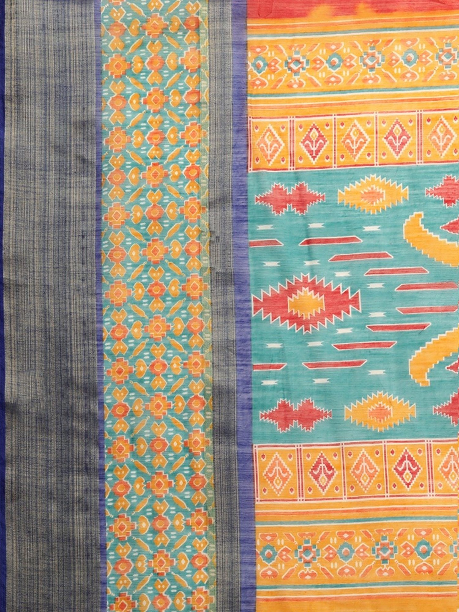 Vaamsi Red Printed Saree With Unstitched Blouse