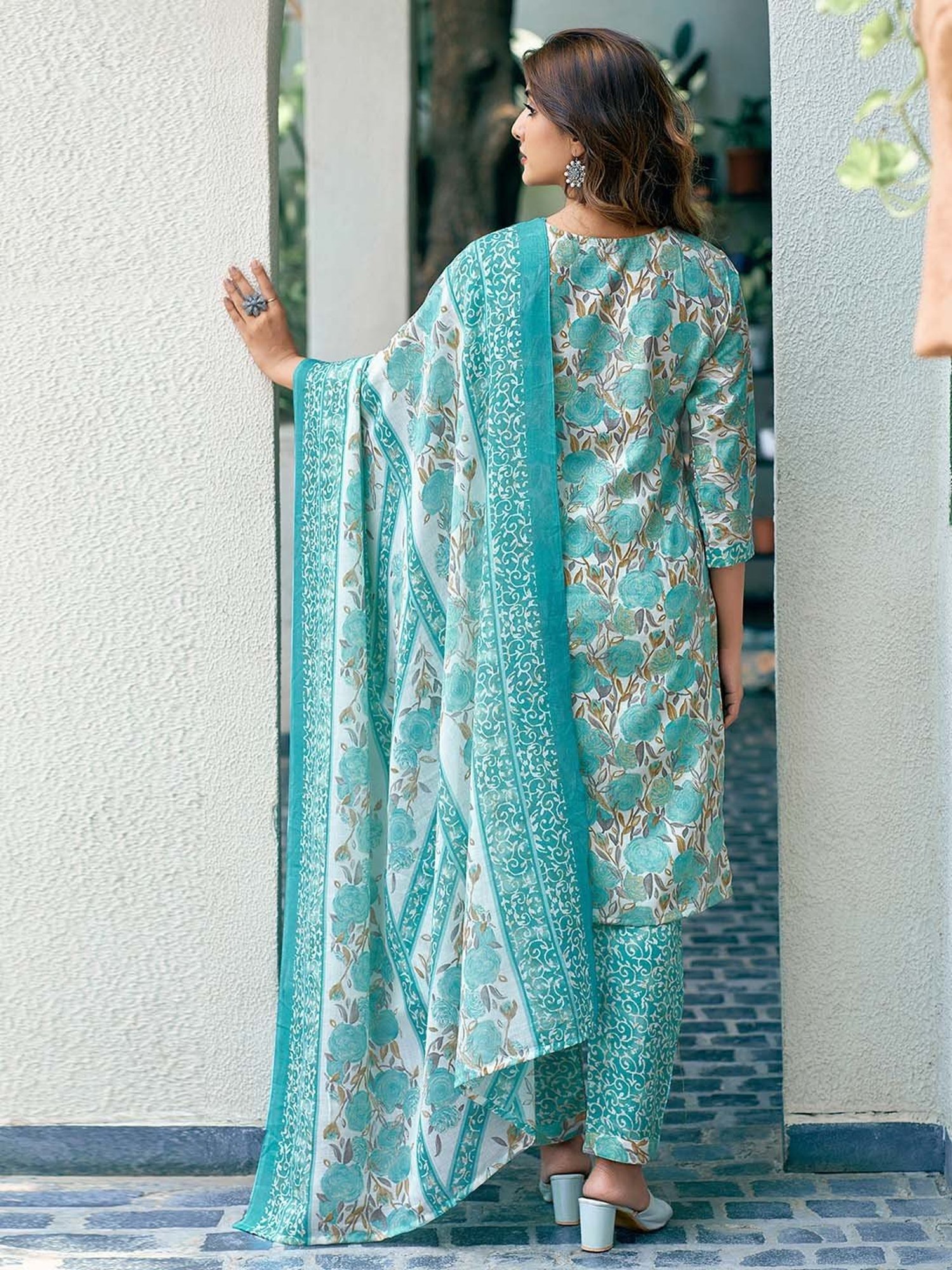 Skylee White & Green Floral Kurta With Pant & Dupatta