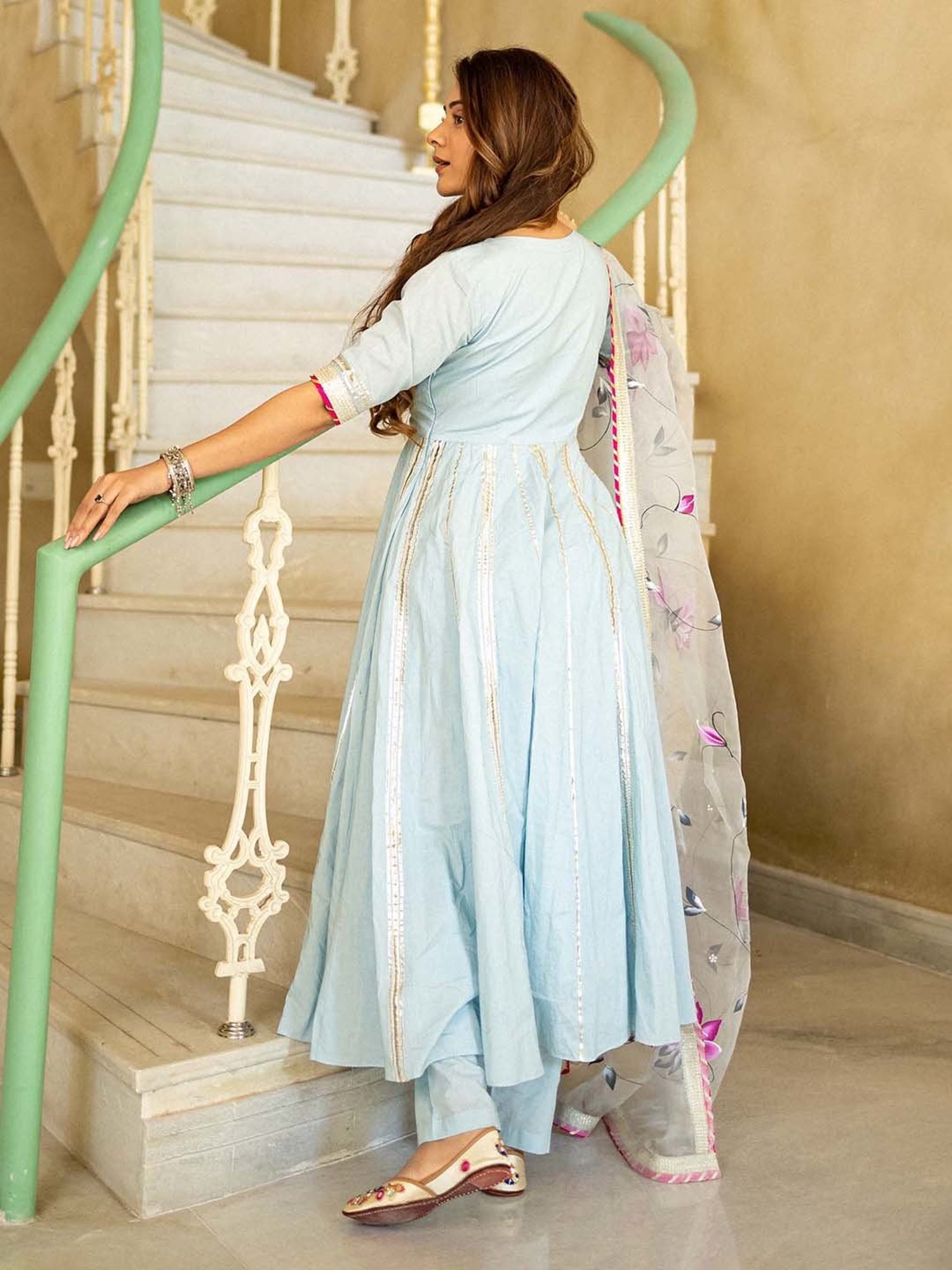 AACHHO Blue Ragini Hand Painted Suit Set