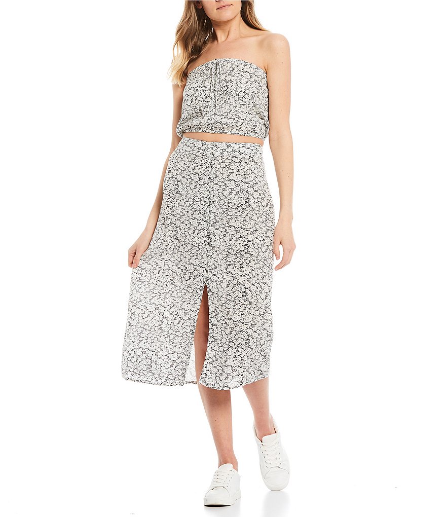 June & Hudson Floral Asymmetrical Button Front Tank Top