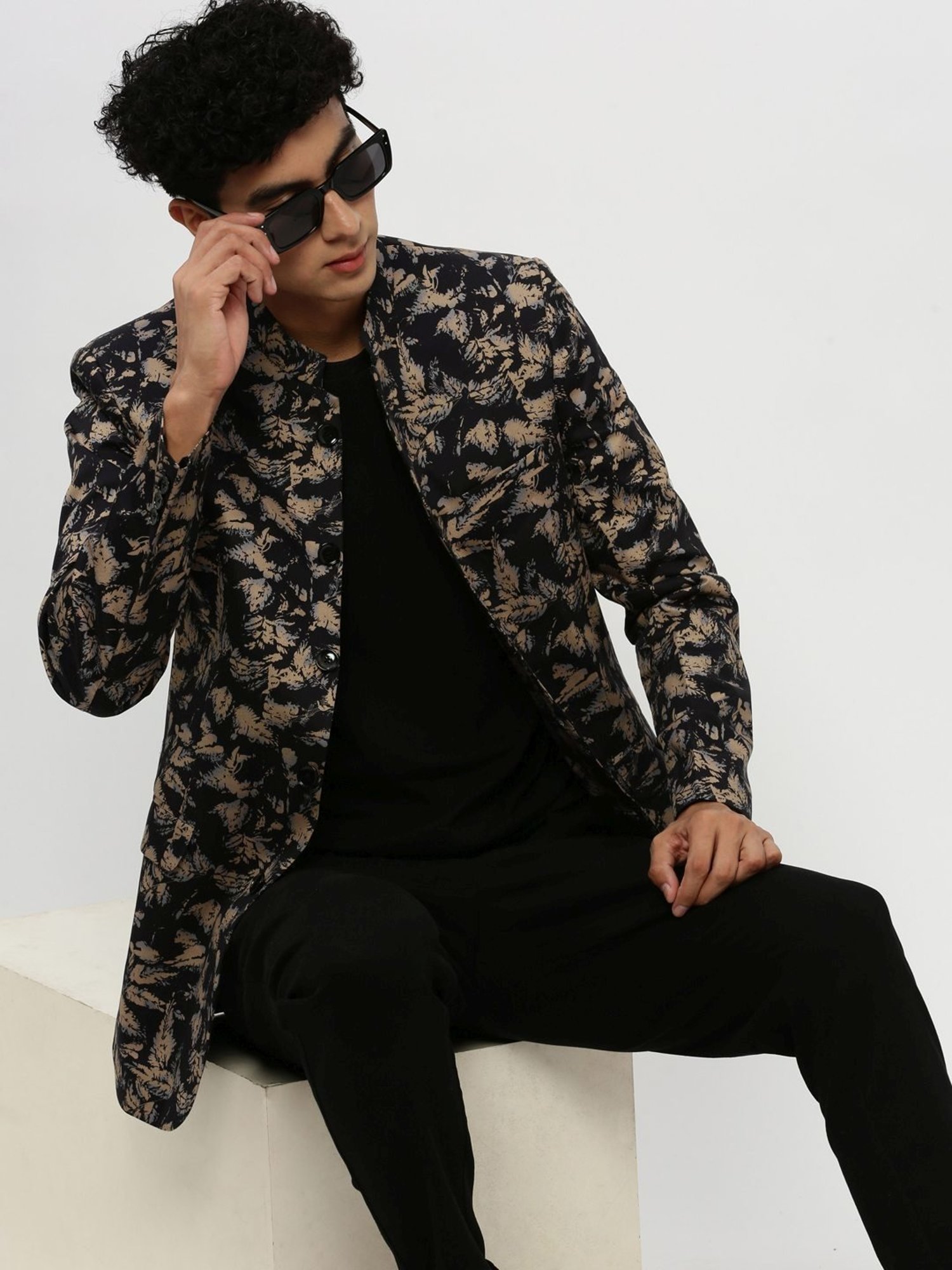 SHOWOFF Black Slim Fit Printed Blazer