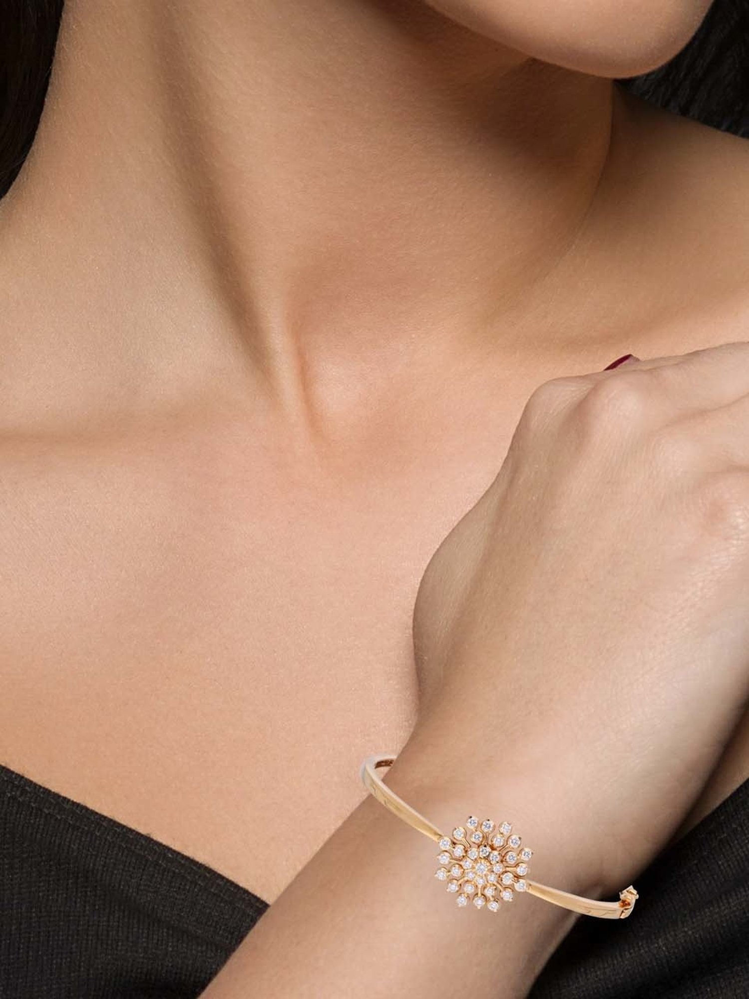 Candere by Kalyan Jewellers BIS Hallmark 18K Yellow Gold and Certified Diamonds Bracelet