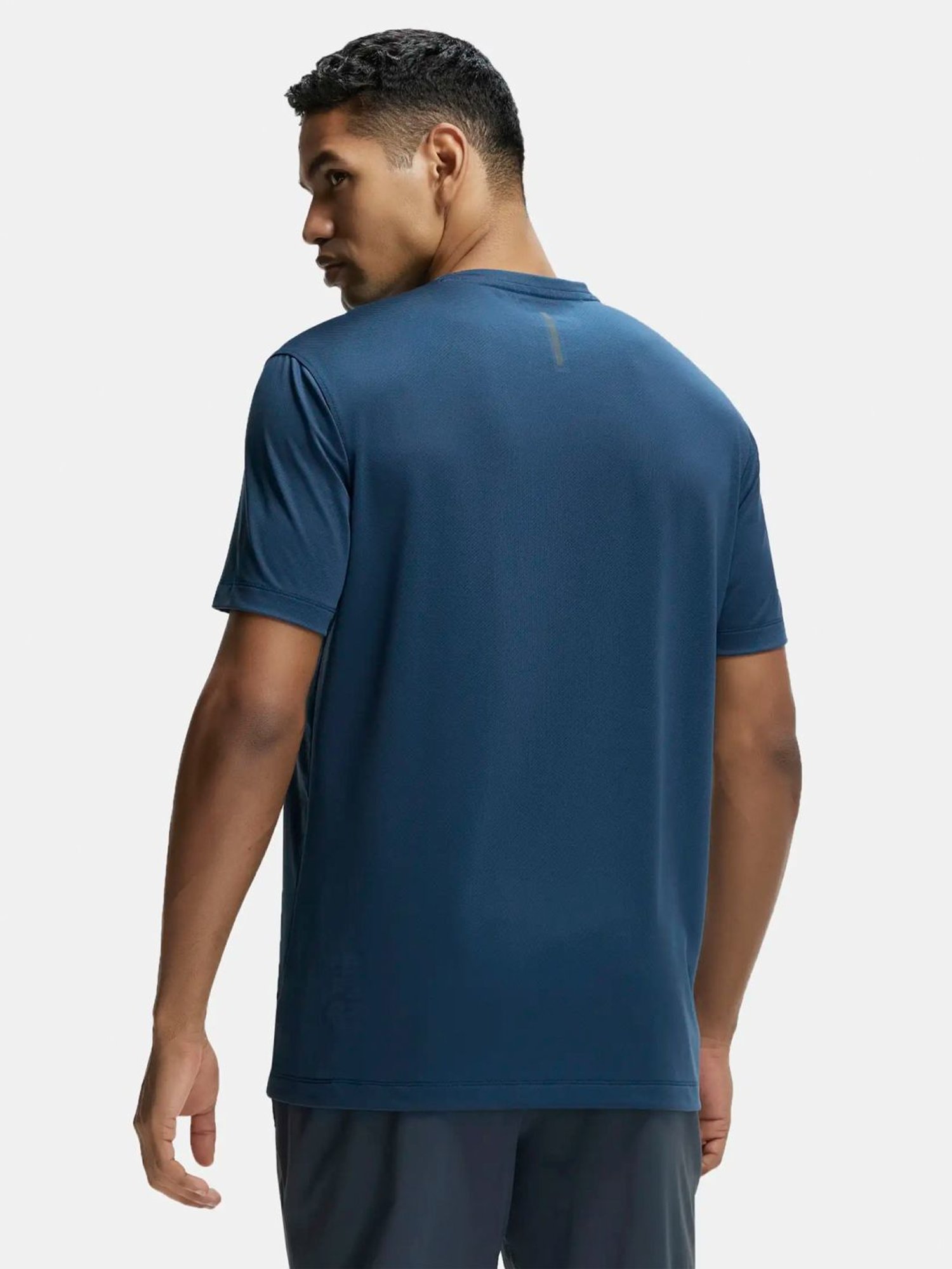 Jockey MV37 Men's Recycled Microfiber Elastane Stretch Round Neck T-Shirt with Stay FreshTreatment