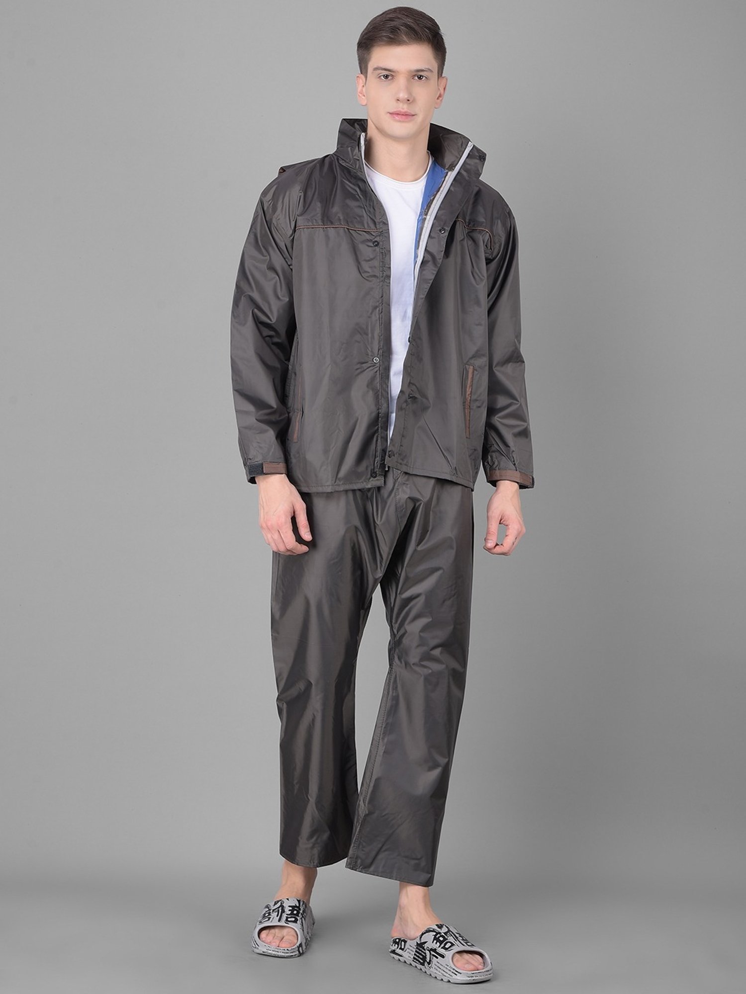 Wildcraft Red & Maroon Regular Fit Colour Block Rainwear Jacket