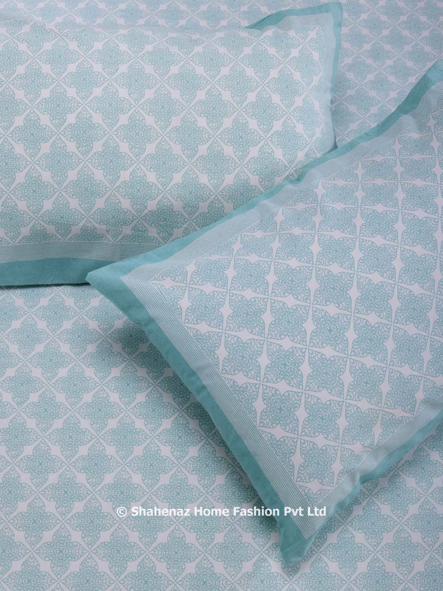 Shahenaz Blue 120 TC Cotton Gayatri Infinity Flower Luxury Double Bedsheet with 2 Pillow Covers