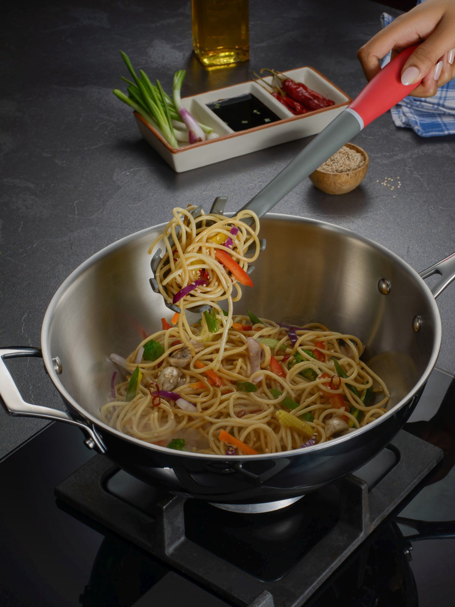 HAZEL Silver Induction Bottom Tope Stainless Steel Patila - 17.7 cm (2500 ml)