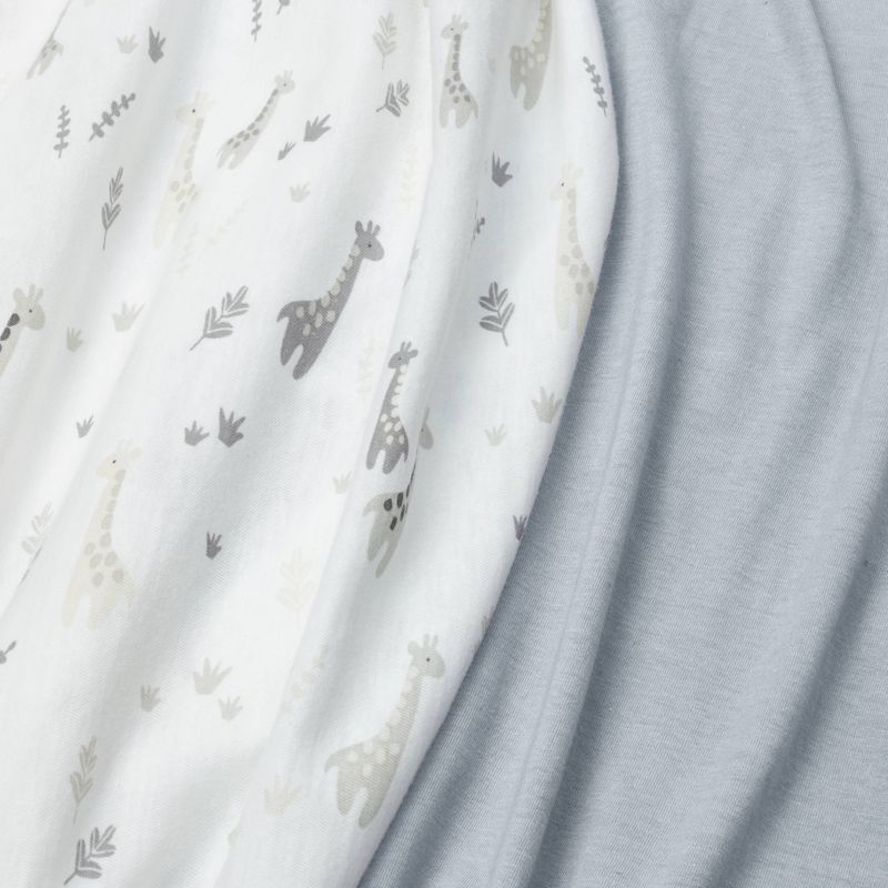 Fitted Crib Sheet Jersey Sheet - Cloud Island™ Giraffes/Dark Gray 2pk