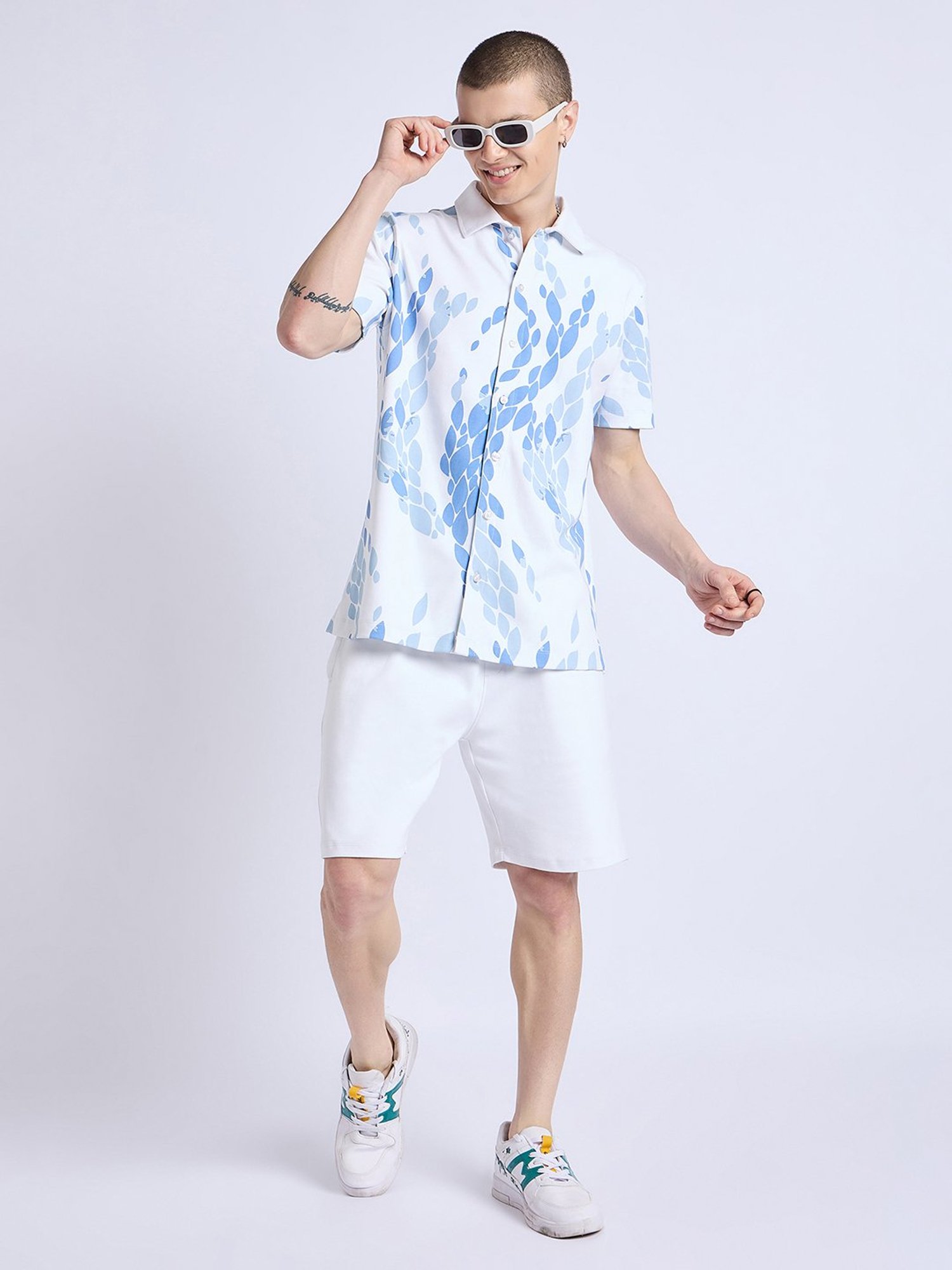 EDRIO White Relaxed Fit Shorts