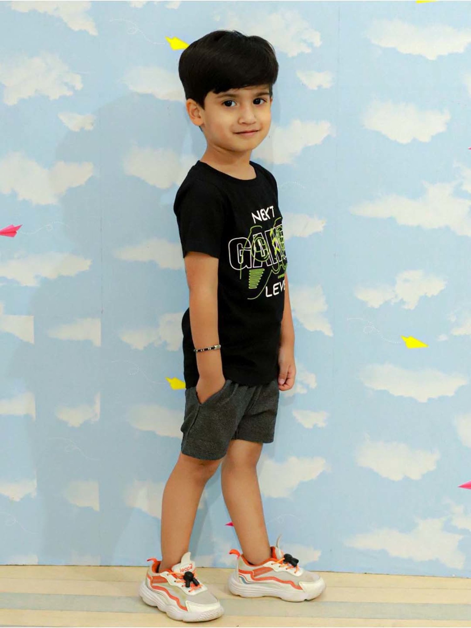 The Mom Store Kids Black & Grey Cotton Printed T-Shirt Set