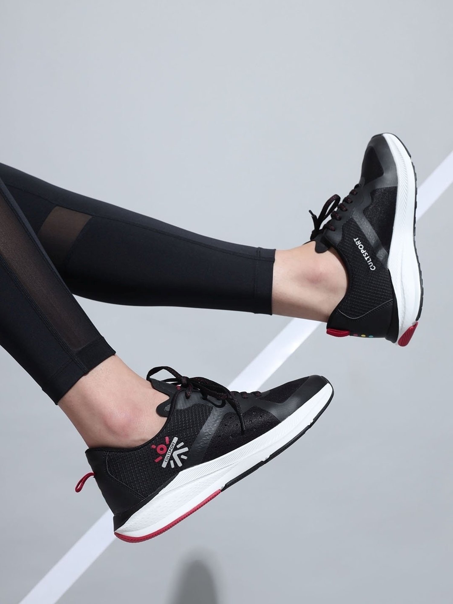 Cultsport Women's Speedster Black Running Shoes