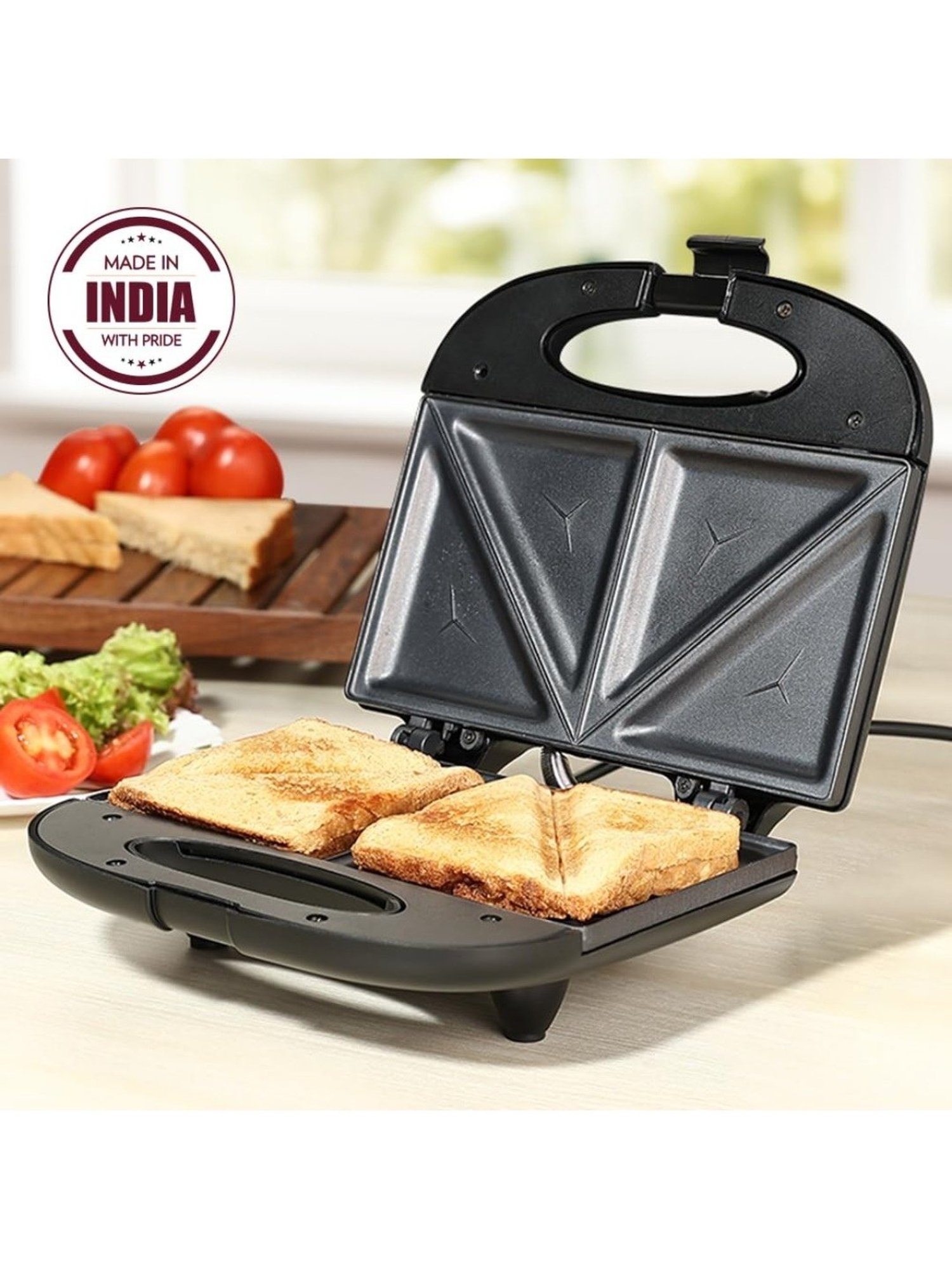 Borosil Sandwich Maker 800W Non Stick Coating (Black)