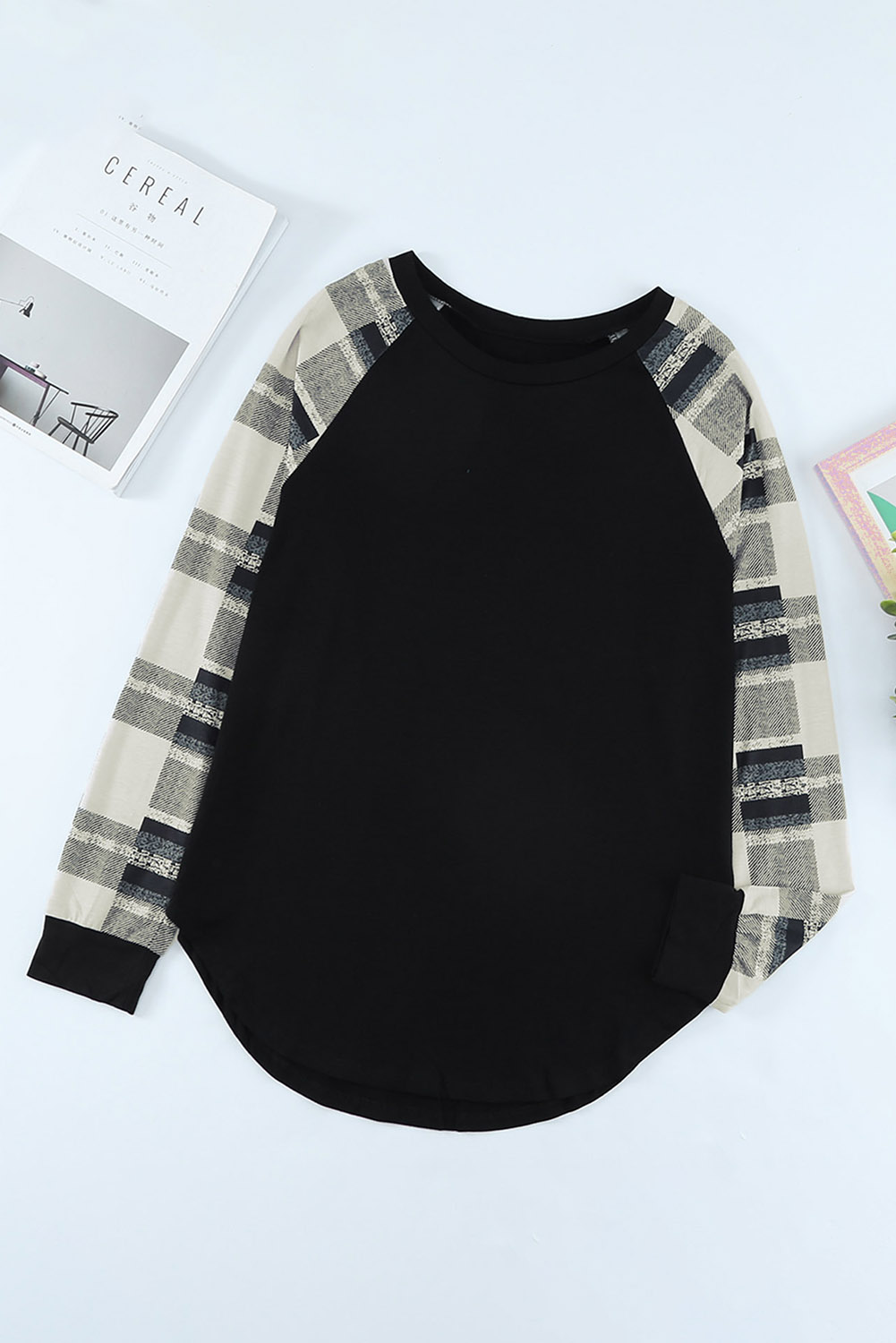 Blank Sweatshirt - Monochrome Plaid Long Sleeves Black Pullover Top Customized
