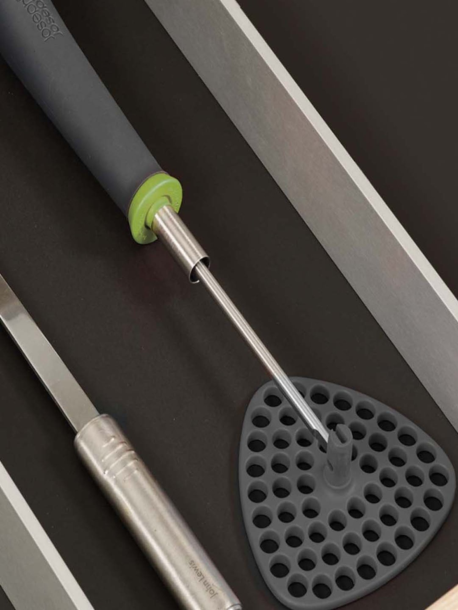 JOSEPH JOSEPH Grey Stainless Steel 10 cm Folding Masher - Set of 1