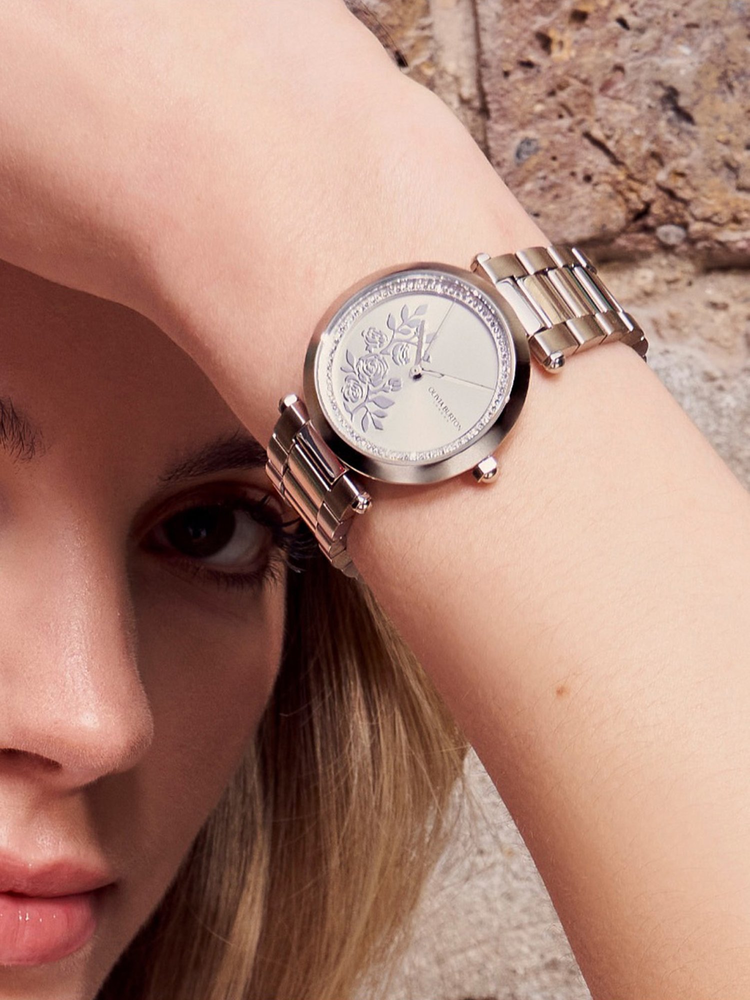 Olivia Burton 24000042 Tbar Floral Analog Watch for Women