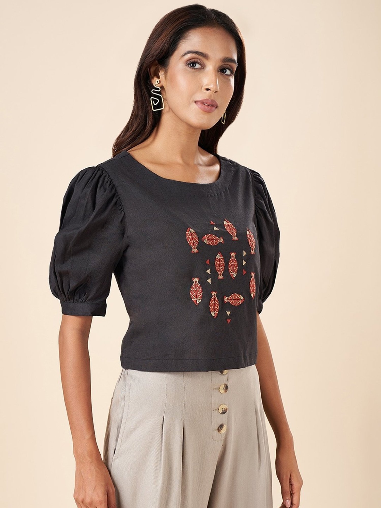 Akkriti by Pantaloons Black Cotton Embroidered Top