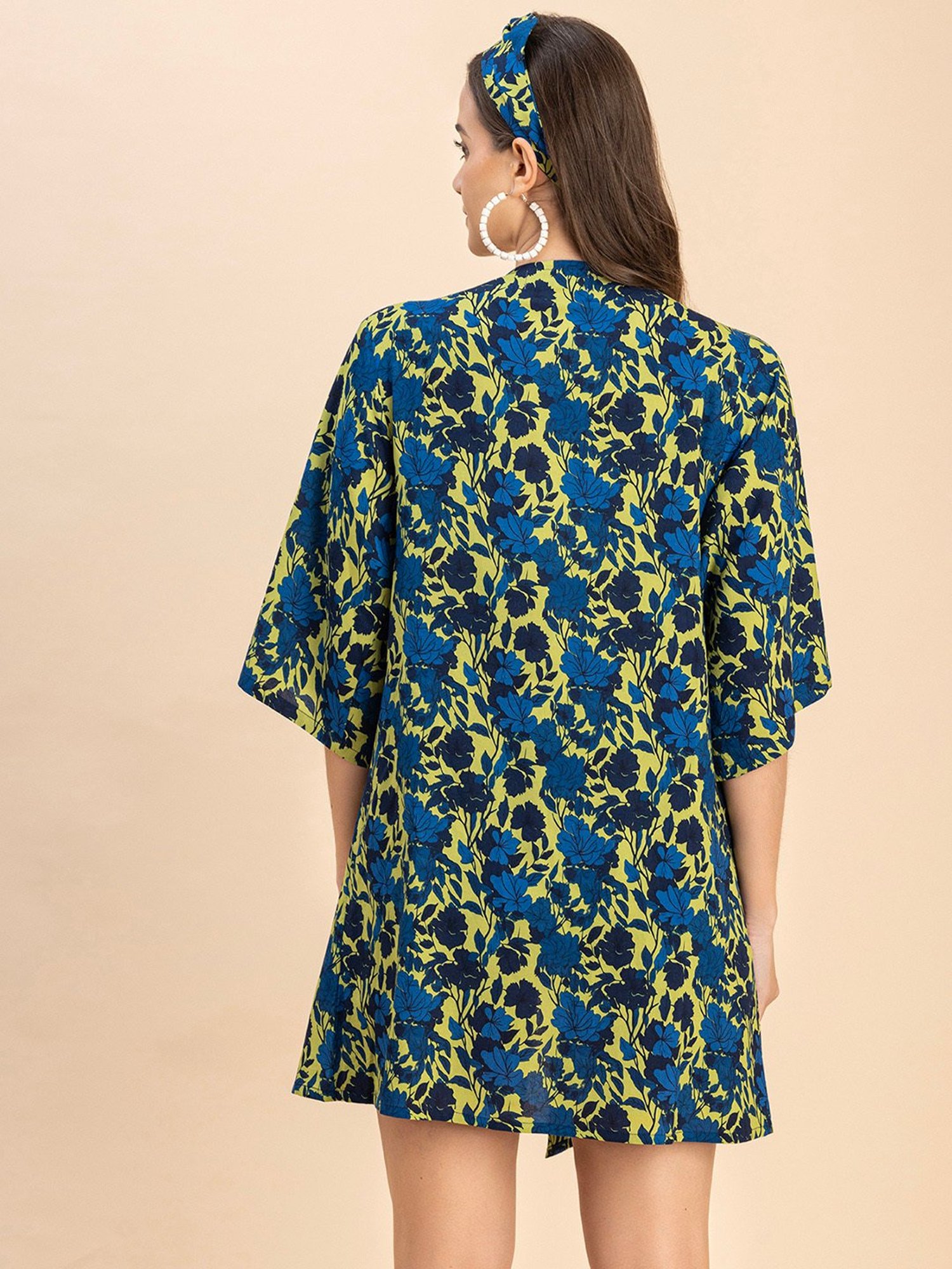 Moomaya Blue & Green Floral Print Shrug