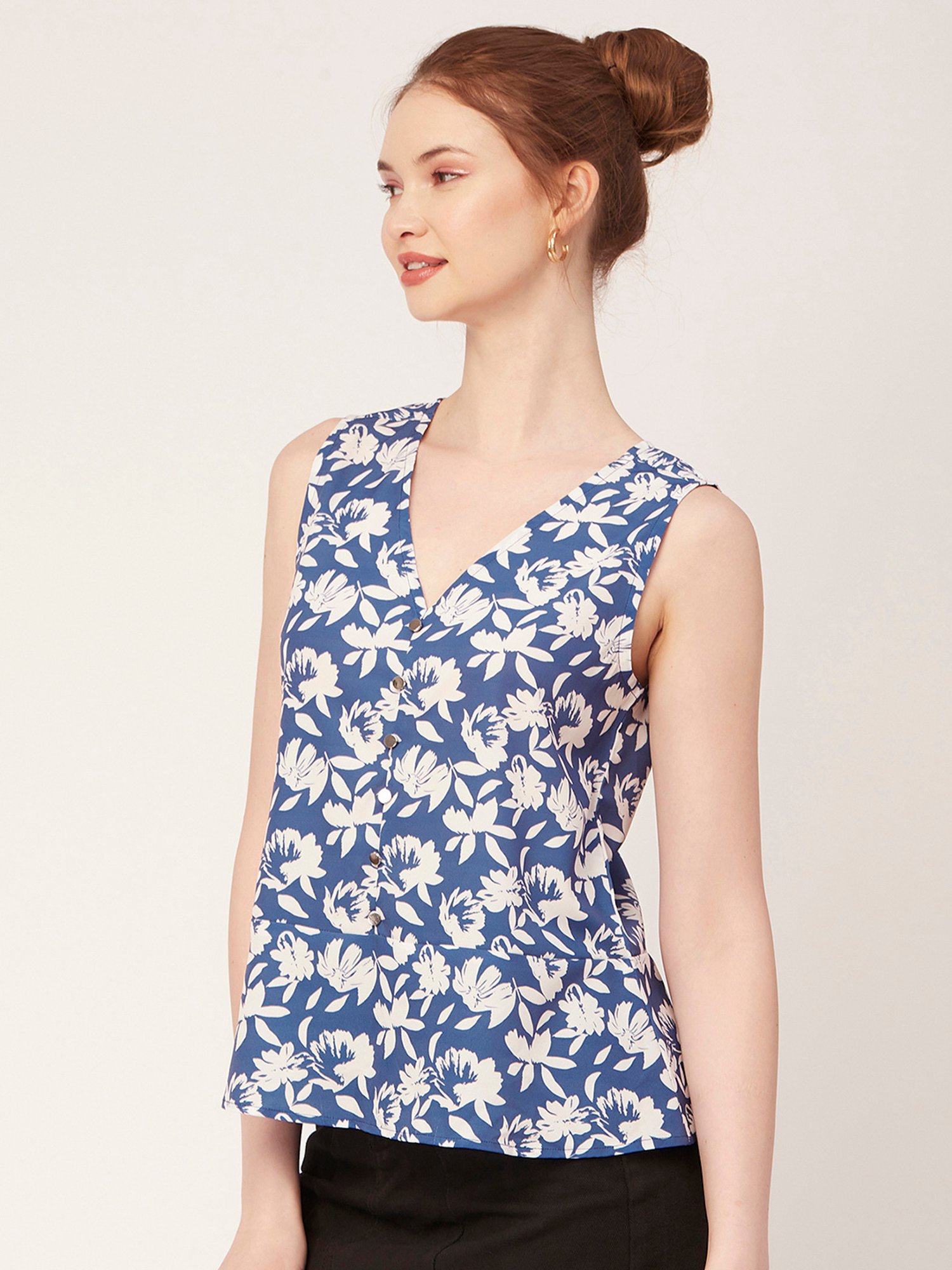 Moomaya Blue & White Floral Print Top