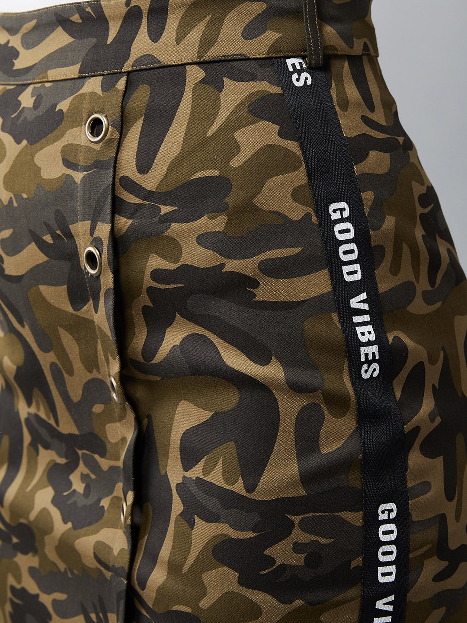 DOLCE CRUDO Multicolor Camo Print Skirt