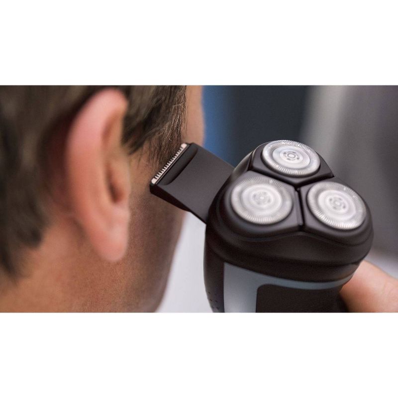 Philips Norelco Wet & Dry Men's Rechargeable Electric Shaver 2500 - S1311/82