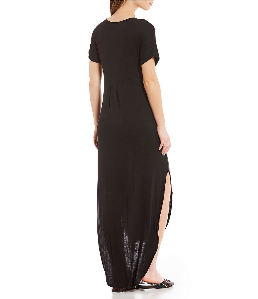 Stilletto's Oversized T-Shirt V-Neck Maxi Dress