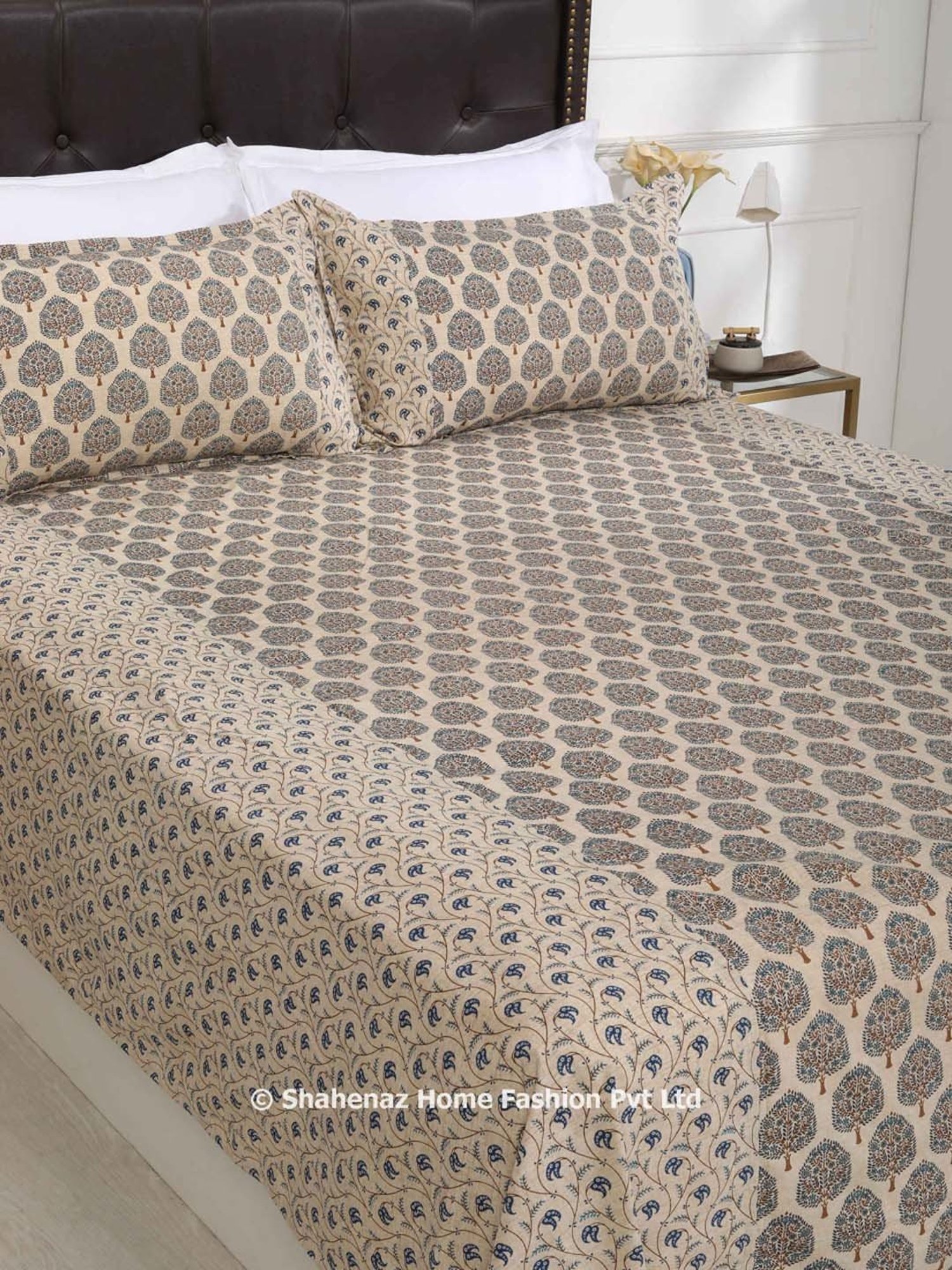 Shahenaz Beige & Blue 120 TC Cotton Vruksh Double Bedsheet with 2 Pillow Covers