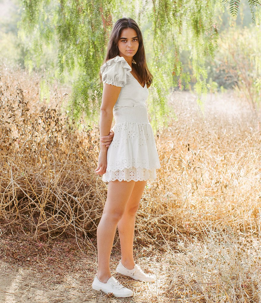 Shabby Chic Garner V-Neck Coordinating Ruffle Short Sleeve Knit Top