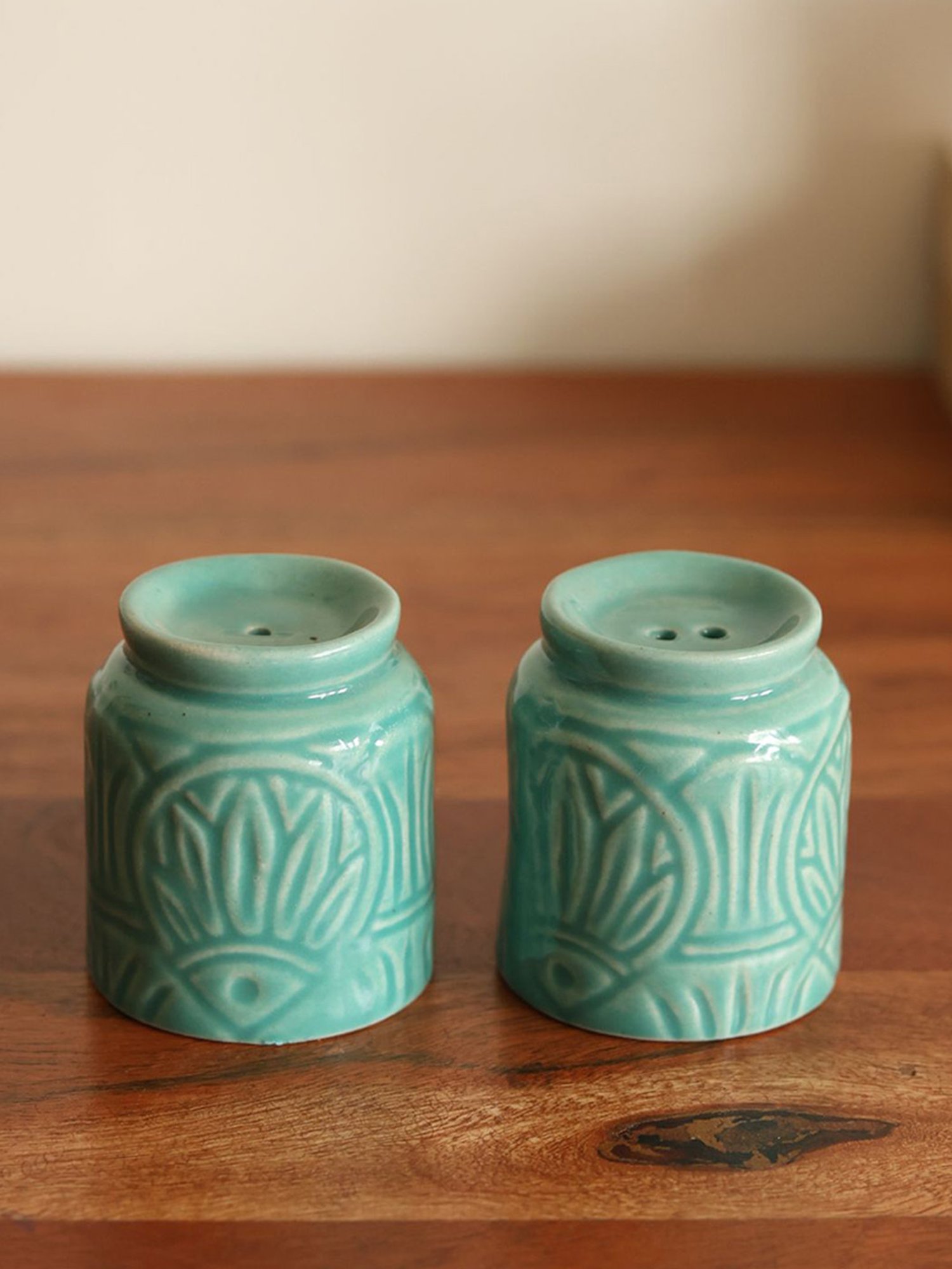 Unravel India Mandala Embossed Blue Ceramic salt & pepper shaker