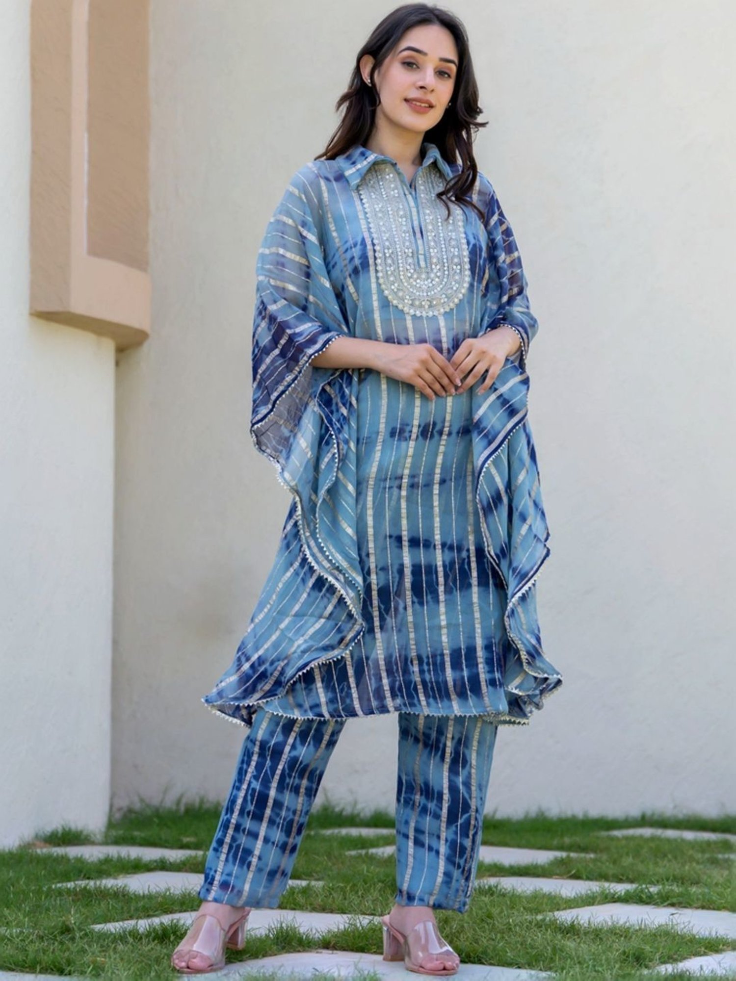 HOUSE OF JAMOTI Blue Printed Kurta Pant Set