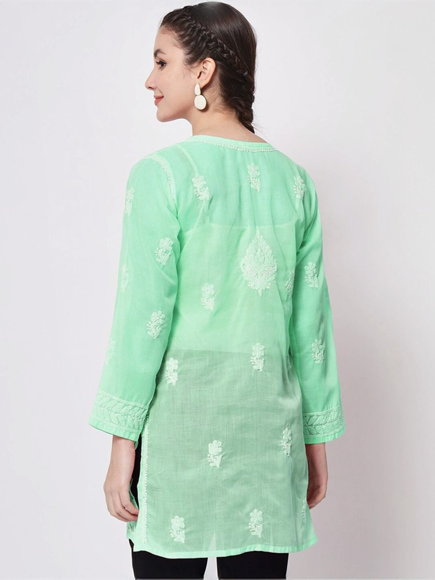 PARAMOUNT CHIKAN Green Cotton Hand Embroidered Chikankari Straight Kurti