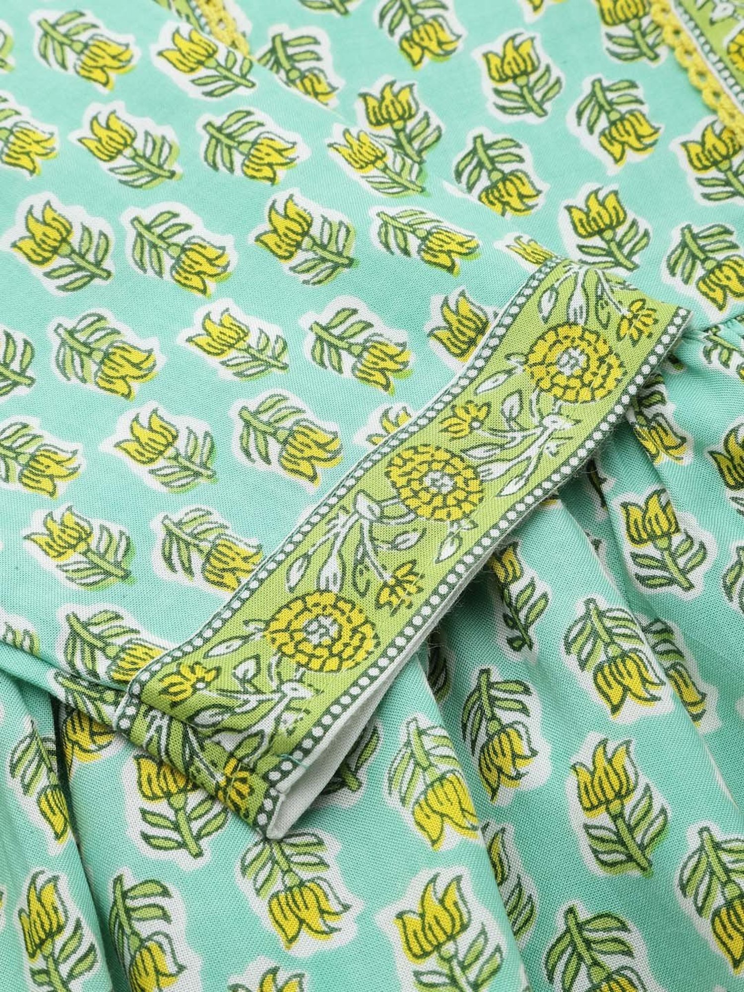 Stylum Sea Green & Yellow Floral Print Kurta & Pant Set With Dupatta