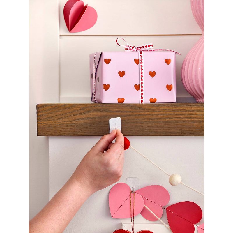 Command 1/2 lb 6pc 12 Strips Adjustable Repositionable Decorative Hooks