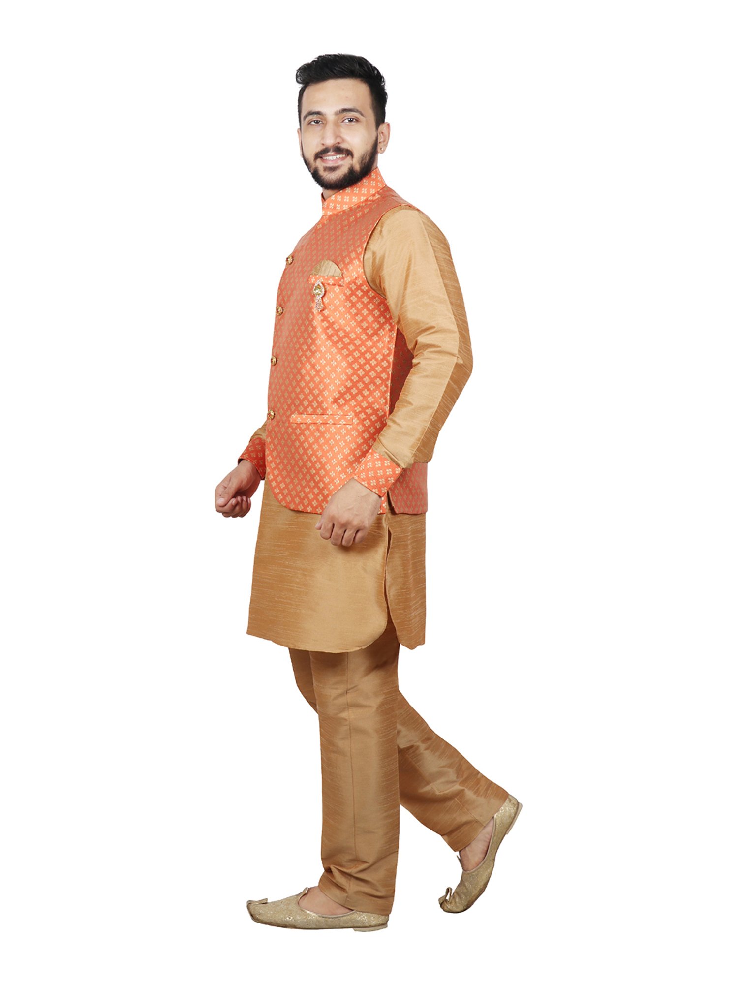 SG RAJASAHAB Orange Printed Kurta & Pant Set With Jacket