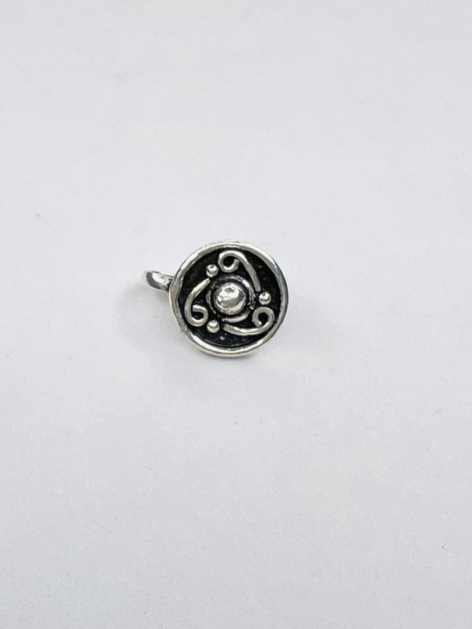 Zavya 92.5 Sterling Silver Floral Nosepin for Women