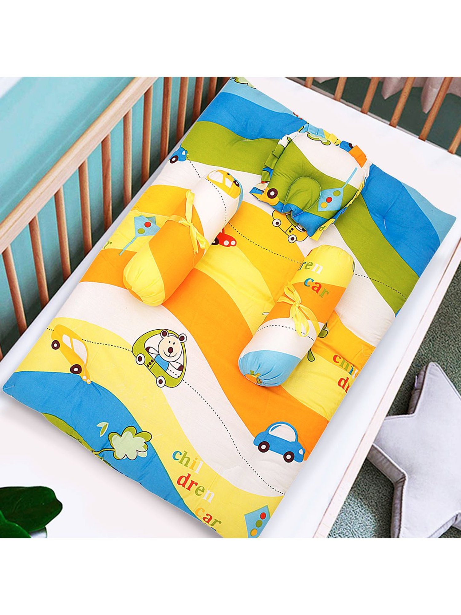 Baby Moo Cruising In My Car Multicolour Mattress Set with Neck Pillow and Bolsters