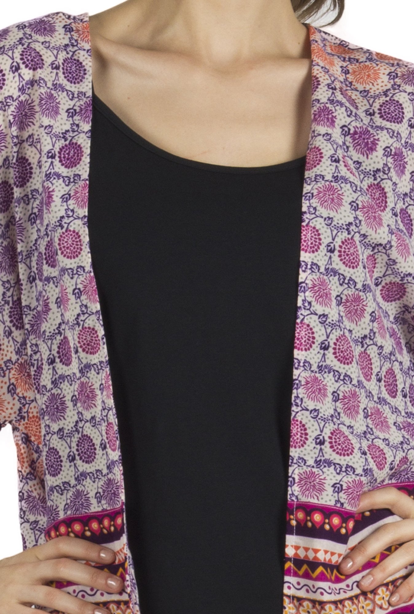 Fusion Beats Multicolor Printed Shrug