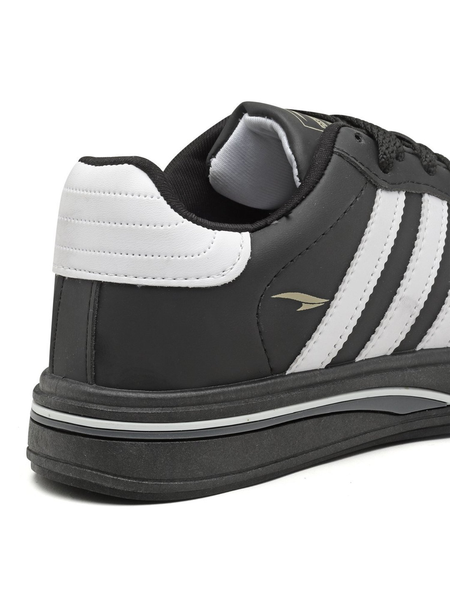 Asian Men's Black Casual Sneakers